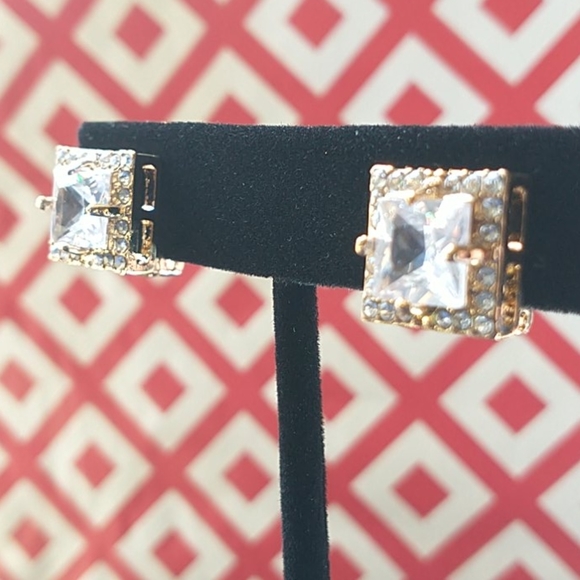 Rose Gold tone rhinestone clip-on earrings - Picture 2 of 4